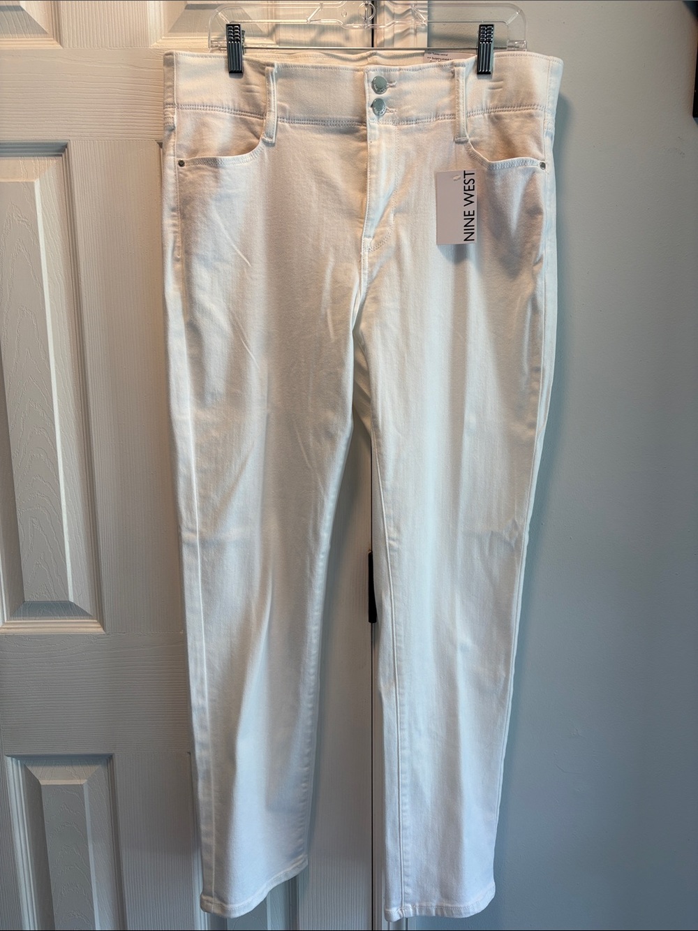 Nine West White straight leg  Jeans with Double Button Waist